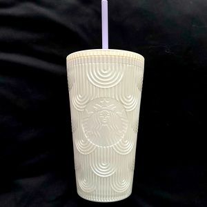 NWT* Starbucks Pearl Mermaid Scales Tumbler